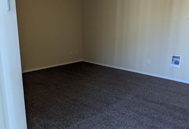2 beds, 2 baths, 994 sqft, $1,295, Unit D302