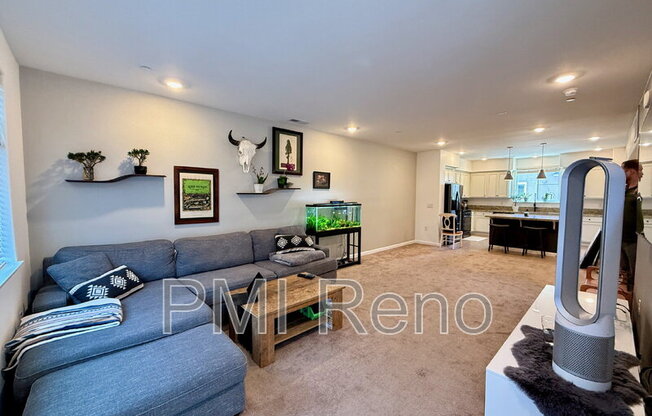 220 MARK JEFFREY LN