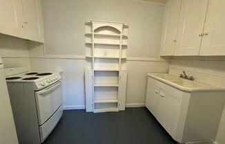 1 bed, 1 bath, $1,050, Unit 2