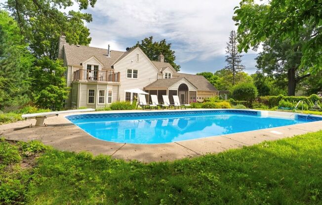 2730 Glenhurst Ave Near Cedar Lake