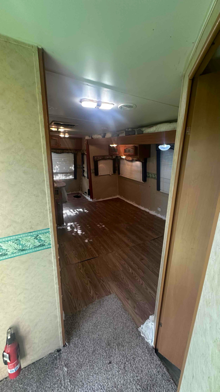 7573 NW 12 CT