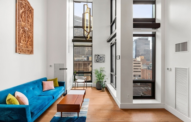 2 beds, 1.5 baths, 1,368 sqft, $5,500, Unit 906