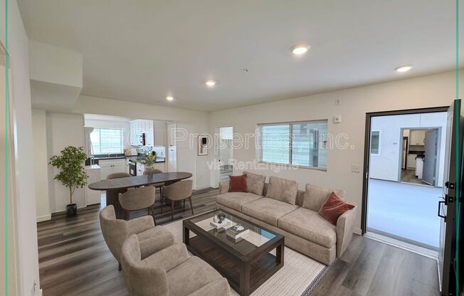 10505 HAWTHORNE BLVD