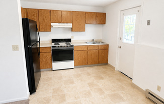 1537 Westchester Square E.