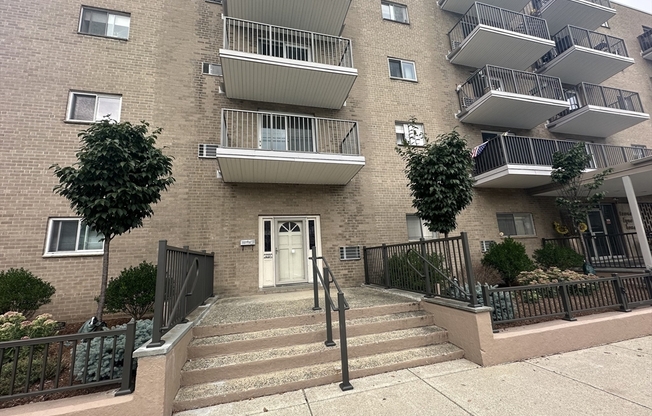 121 Tremont St