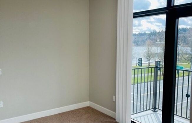 1 bed, 1 bath, 450 sqft, $1,925, Unit 430-301