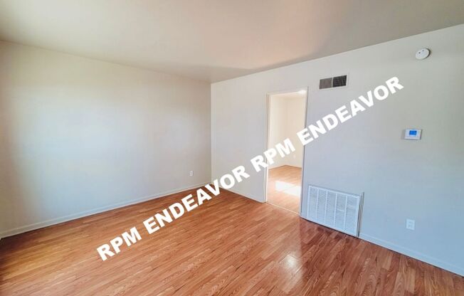 1 bed, 1 bath, 510 sqft, $700, Unit 6149 Garfield Ave