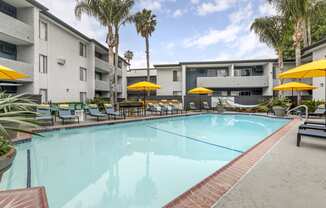 Cornerstone Apartment Homes in Canoga Park