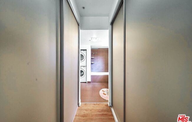 1 bed, 1 bath, 830 sqft, $2,700, Unit 318