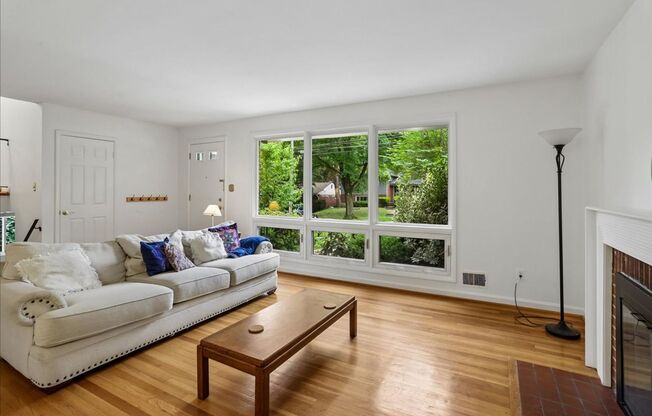Charming Single Family Home in Silver Spring