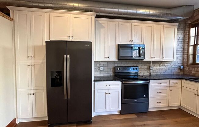 1 bed, 1 bath, 750 sqft, $1,550, Unit 108