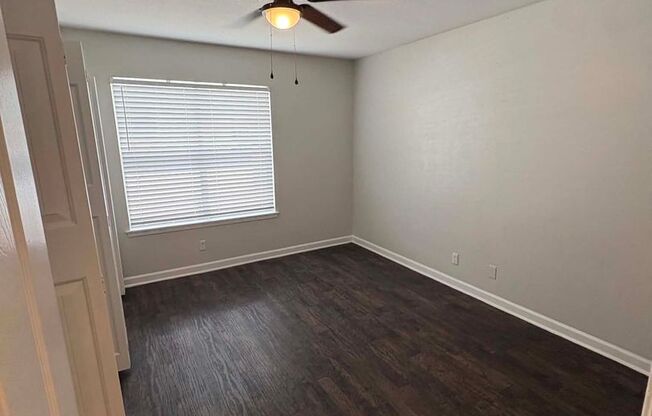 2 beds, 2 baths, 931 sqft, $1,225, Unit 02-0208