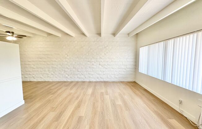 2 beds, 2 baths, 1,065 sqft, $2,600, Unit L72