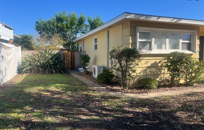 3 bedroom 1 bath House for rent