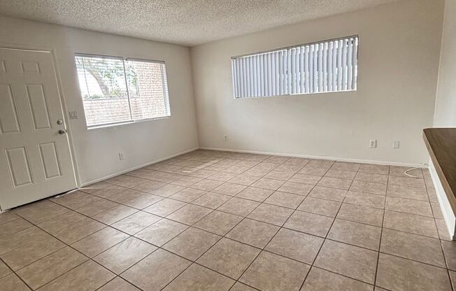 1 bed, 1 bath, 640 sqft, $950, Unit 146