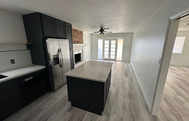 Beautiful Home 3 Bedroom 2 Bath!! Unit Ready for MOVE IN!!!