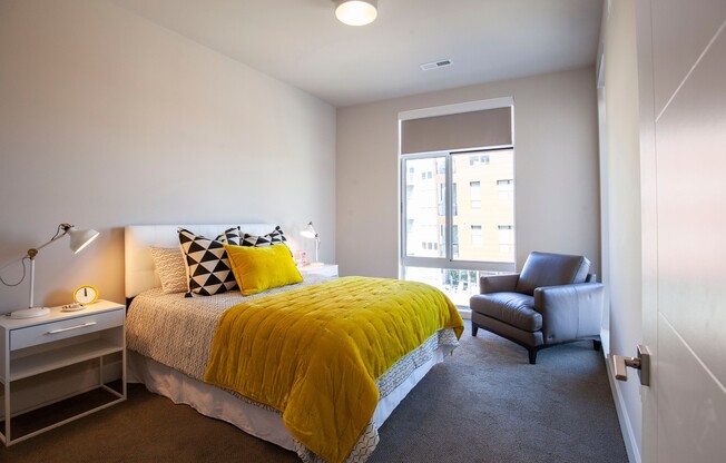 2 beds, 2 baths, 1,528 sqft, $2,300, Unit 612