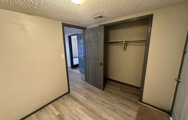 3 beds, 1 bath, $1,300