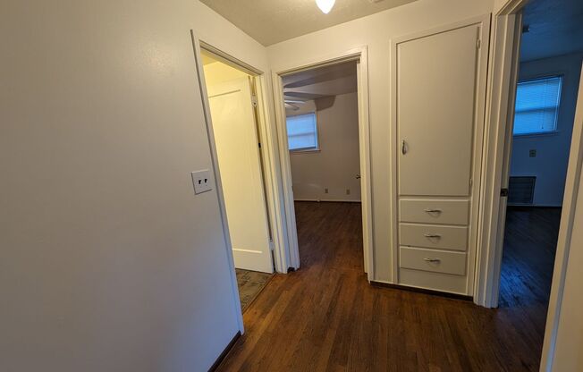 2 beds, 1 bath, $1,785