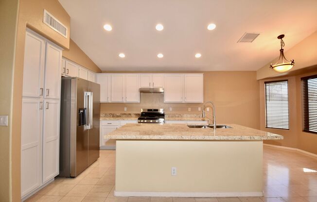 Excellent 4 bed 2 bath Ahwatukee Home!