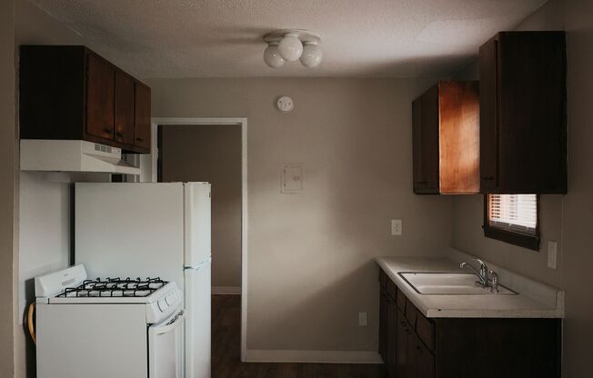 Studio, 1 bath, 348 sqft, $825, Unit 3