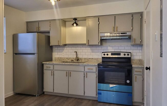 1 bed, 1 bath, $1,100, Unit Unit 3331