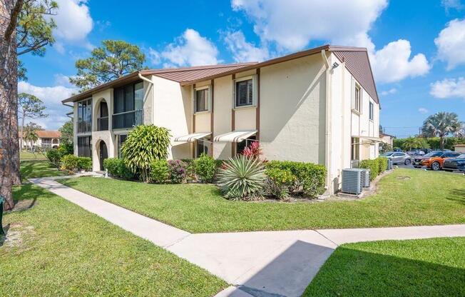 315 KNOTTY PINE CIR