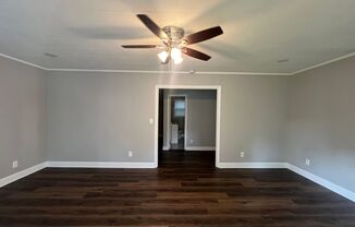 2 beds, 1 bath, $1,300