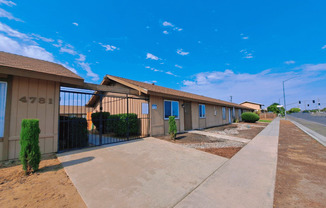 Ashlan Lagoon Apartments
