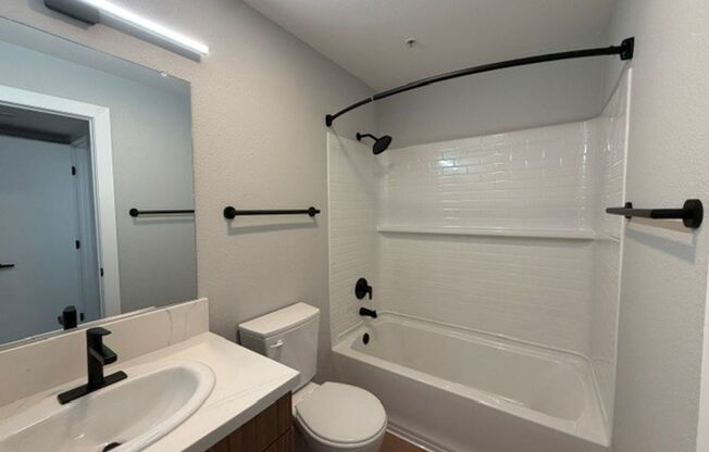 1 bed, 1 bath, 495 sqft, $2,495, Unit C-322