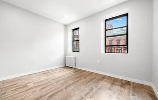 437 W 46 ST
