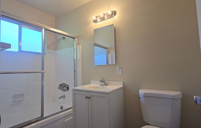 1 bed, 1 bath, 650 sqft, $2,200, Unit 2890-20