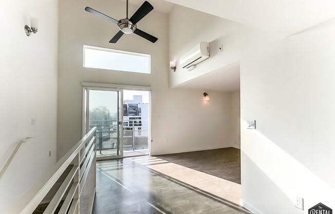 4980 S CENTINELA AVE