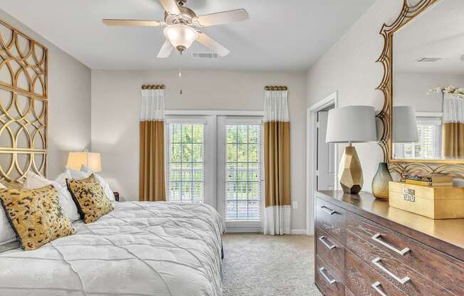 Bedroom With Plenty Of Natural Lights at Sterling Creek at Richmond Hill, Richmond Hill, Georgia 