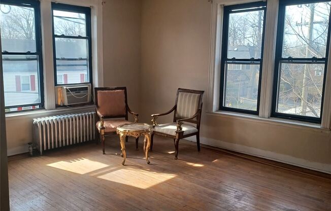 1 Hillside Avenue