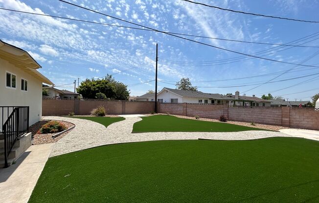 Beautifully Upgraded 3 Bed 2 Bath Home in Orange