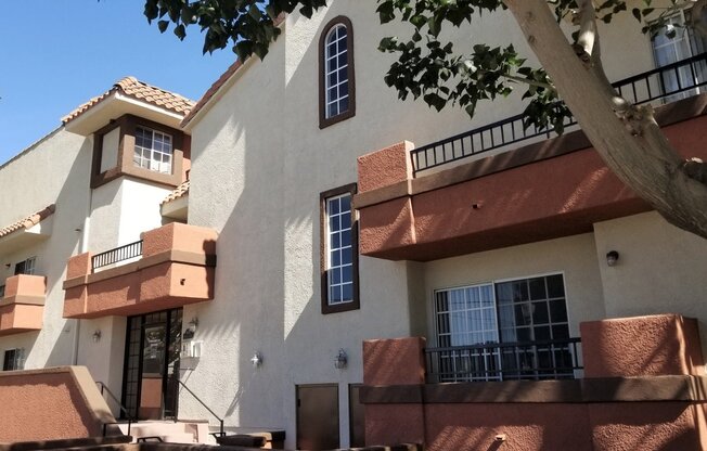 1 bed, 1 bath, 650 sqft, $2,580, Unit 8555-114