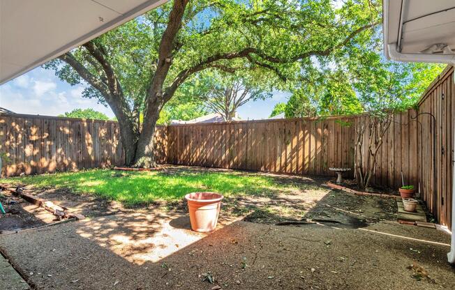 4445 JENNING DR
