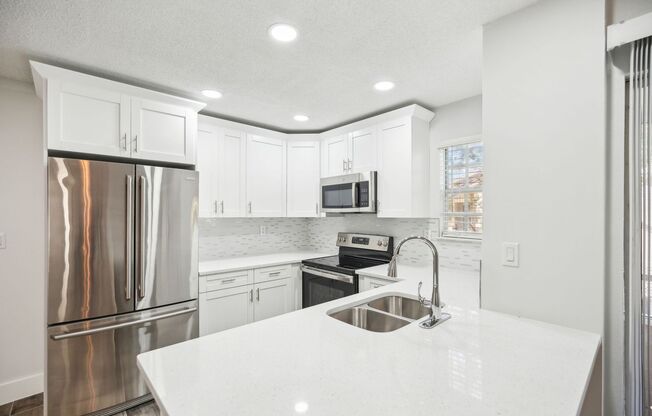 3 beds, 2 baths, 1,108 sqft, $2,150, Unit 1806