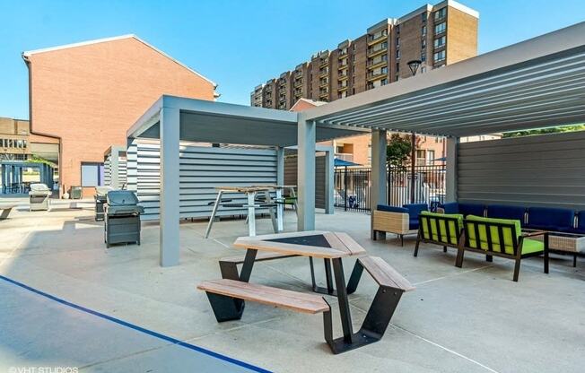 Nice shaded areas to grill and chill at Trillium Apartments, Fairfax, VA, 22031