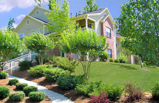 1 bed, 1.5 baths, 834 sqft, $1,225, Unit 4405-2D