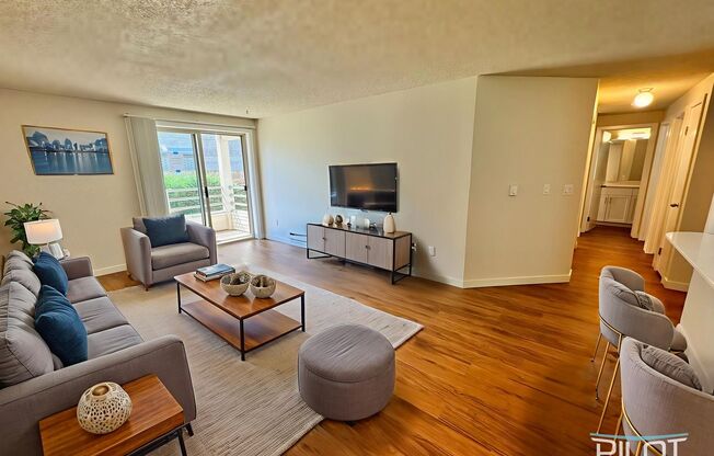 2 beds, 1.5 baths, 850 sqft, $2,195, Unit 106