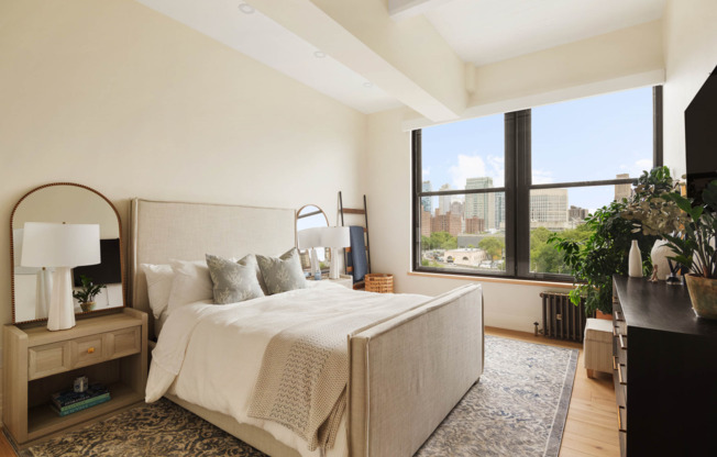 3 beds, 3.5 baths, 2,447 sqft, $30,000, Unit 10FG