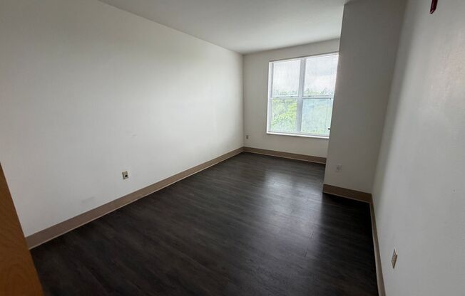 1 bed, 1 bath, 637 sqft, $1,500, Unit 606