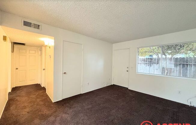 1 bed, 1 bath, 600 sqft, $925, Unit 1849 Golden State Ave K