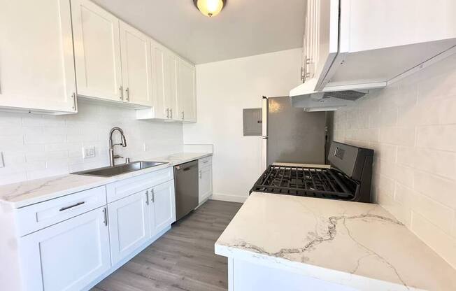 9719 REGENT ST