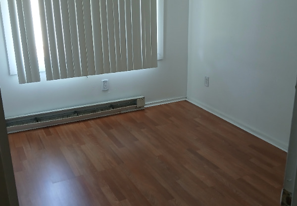 433 W SAVANNAH