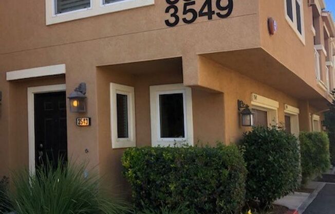 Move in Special $500 off first months rent! - Point Loma upgraded 2 bed / 2.5 bath Townhome