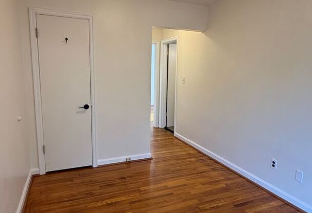 5132 Franklin Court Apartments