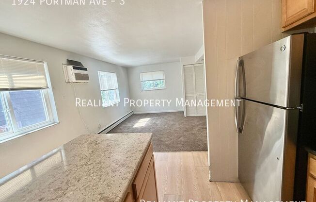 1924 PORTMAN AVE